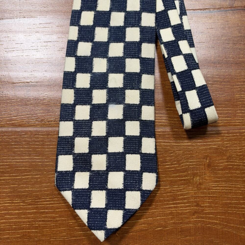 Hugo Boss Neck Tie 57" Ivory Check Plaid 100% Silk Italy Designer Luxury Retro